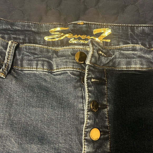Seven7 Denim with Gold Detailing - Picture 1 of 5